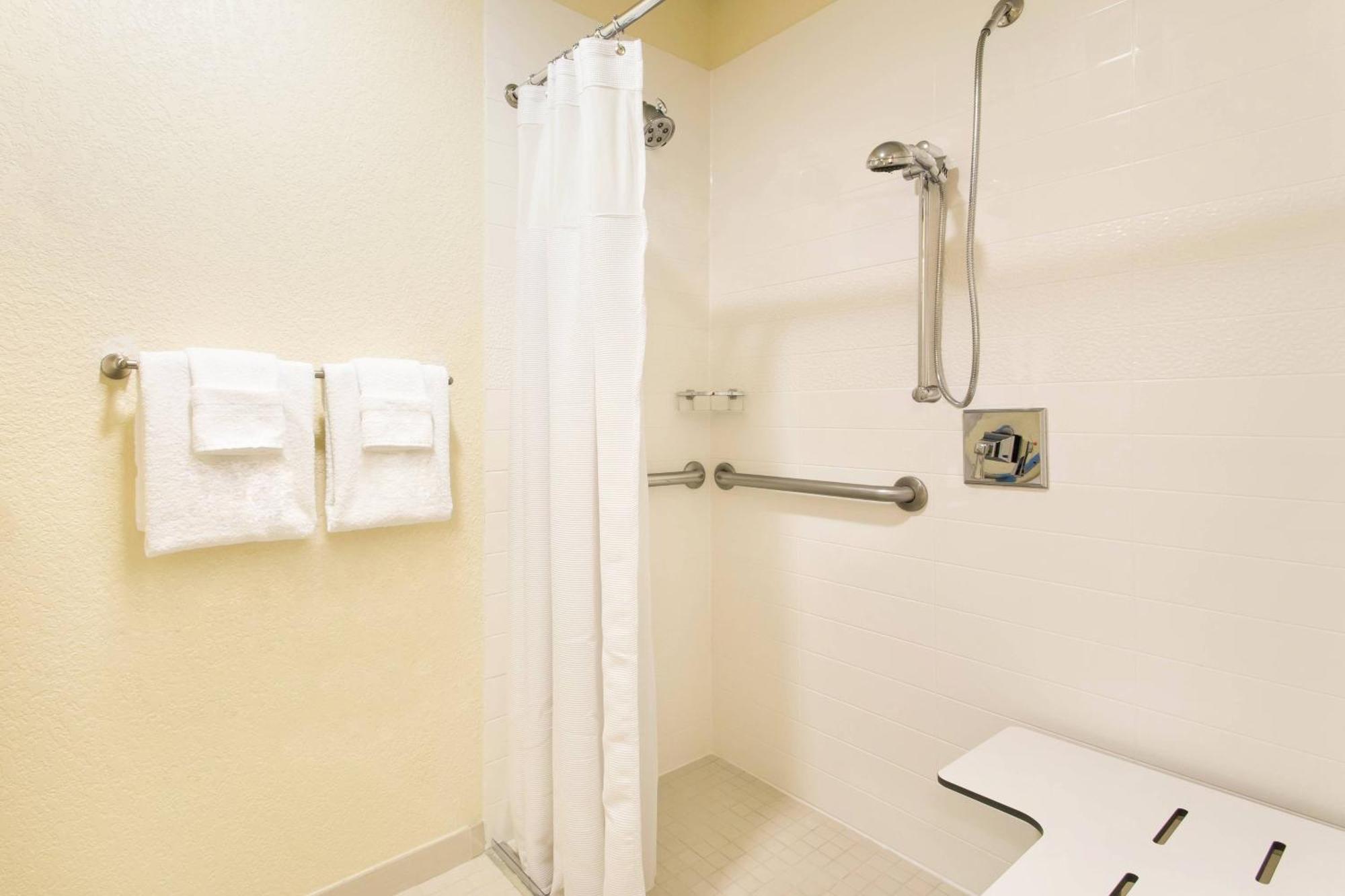 Fairfield Inn And Suites By Marriott Tampa Brandon Exterior foto