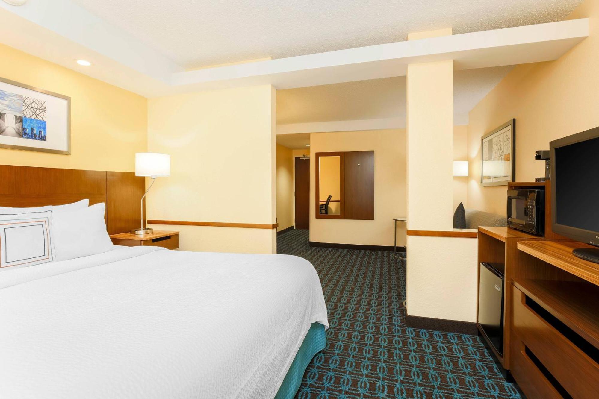 Fairfield Inn And Suites By Marriott Tampa Brandon Exterior foto