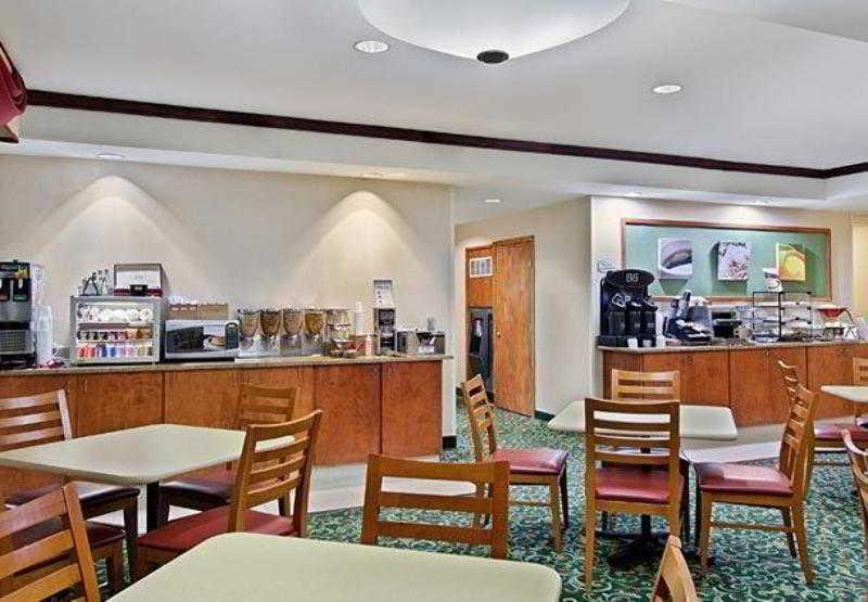 Fairfield Inn And Suites By Marriott Tampa Brandon Restaurante foto